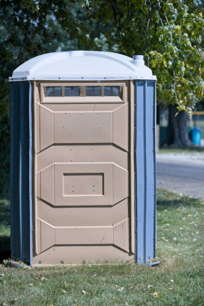 Portable Toilet Options We Offer in Ipswich, SD